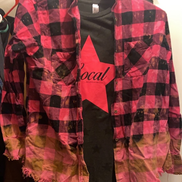 Shirt and flannel - Picture 1 of 1